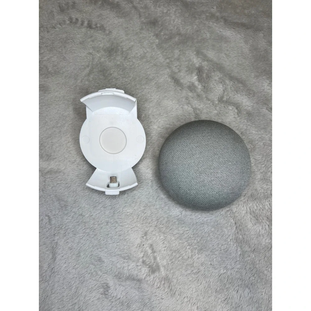 Google Home Mini H0A Smart Speaker Wall Mount Outlet Adapter Chalk Gray